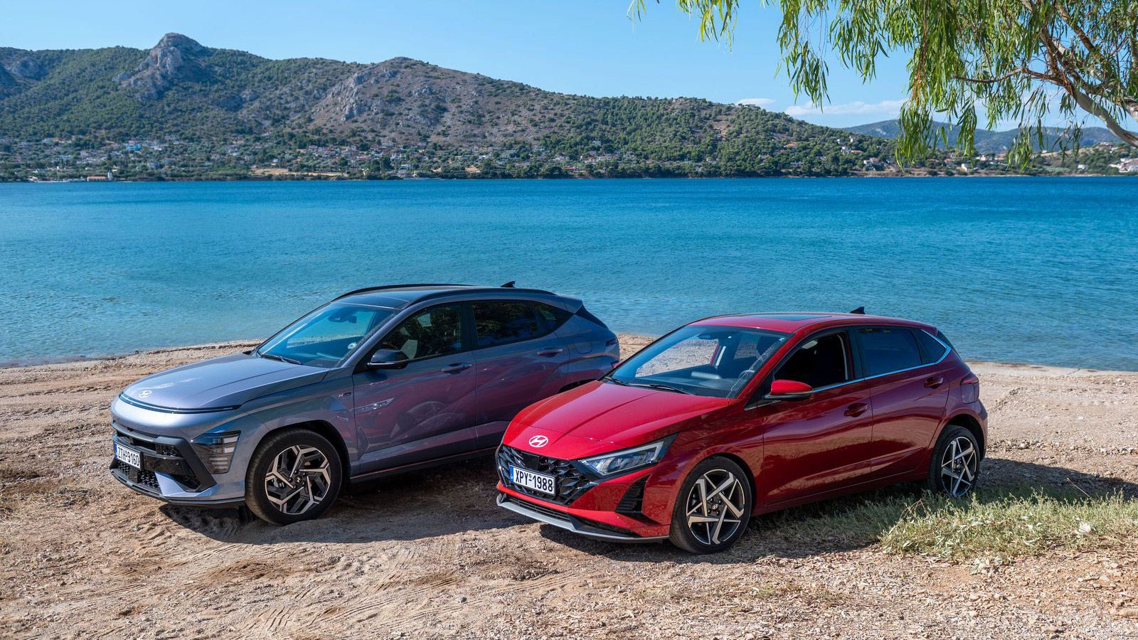 Η Hyundai έβγαλε 36 τόνους σκουπίδια από τη θάλασσα της Σαλαμίνας